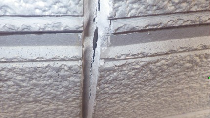 外壁シリコン割れ