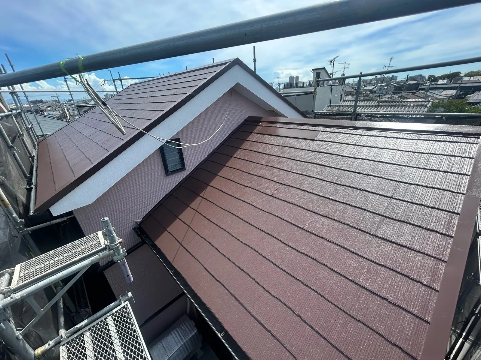 屋根塗装施工後